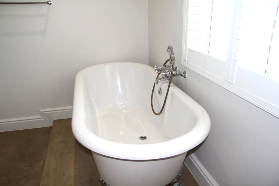 5 Bedroom Property for Sale in Whale Rock Western Cape